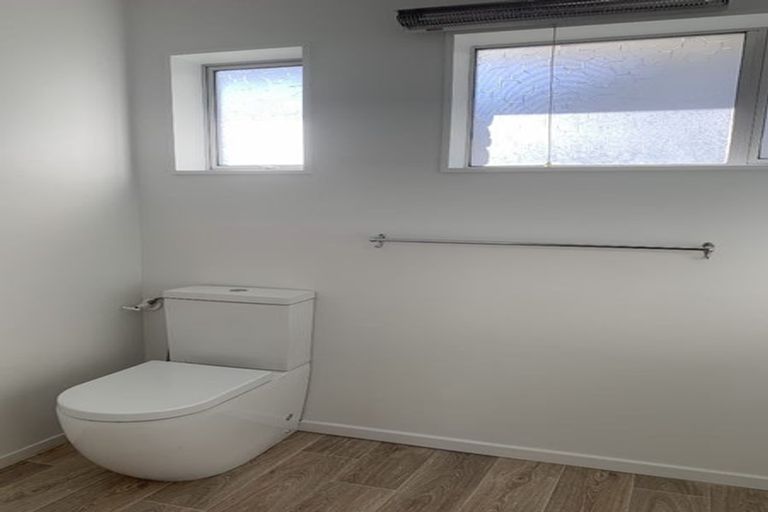 Photo of property in 1/118 Lincoln Road, Addington, Christchurch, 8024