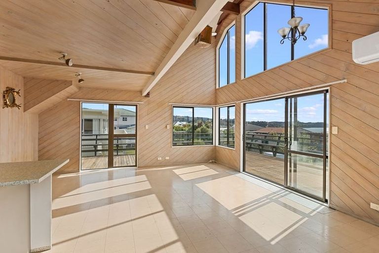 Photo of property in 6 Kotuku Place, Snells Beach, 0920