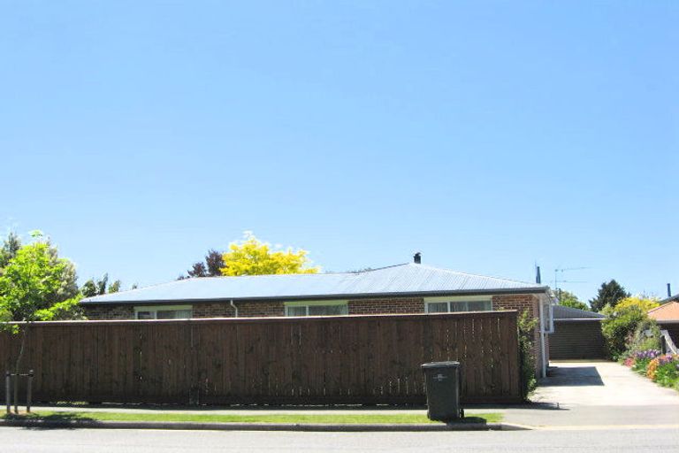 Photo of property in 214 West Belt, Rangiora, 7400