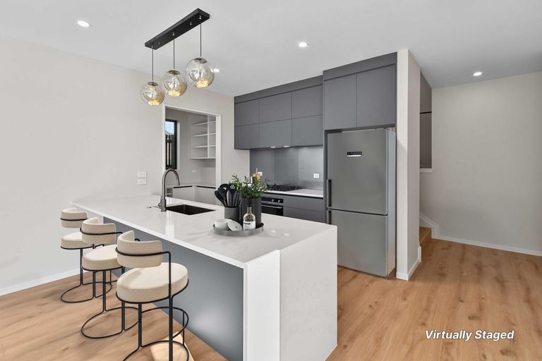 Photo of property in 30 Harbour Crest Drive, Waiuku, 2123