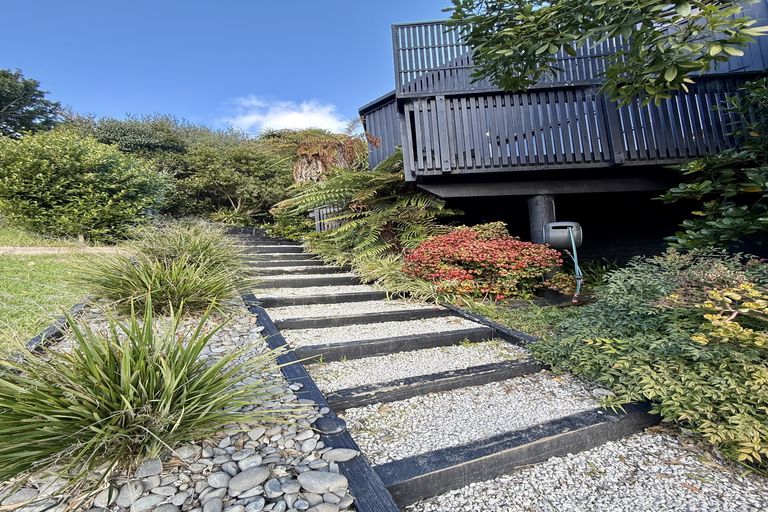 Photo of property in 120 Stanmore Bay Road, Stanmore Bay, Whangaparaoa, 0932