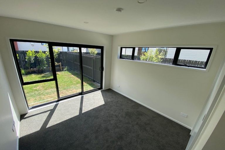 Photo of property in 1/3g Newelm Lane, Flat Bush, Auckland, 2019