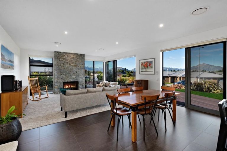 Photo of property in 8 Turnbull Crescent, Wanaka, 9305