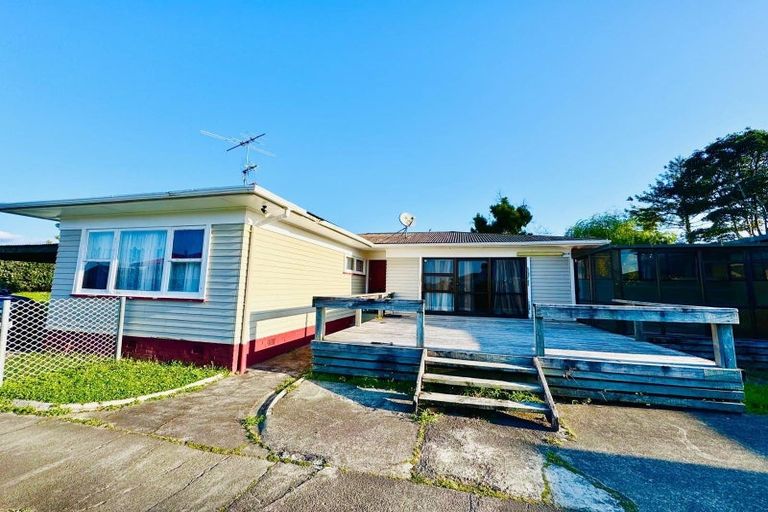 Photo of property in 17 Margaret Road, Papatoetoe, Auckland, 2025