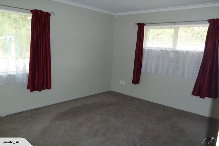 Photo of property in 9 Boleyn Close, Kingsley Heights, Upper Hutt, 5018