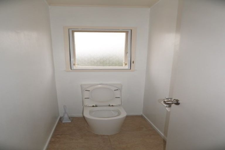 Photo of property in 11 Munstead Place, Hillcrest, Auckland, 0627