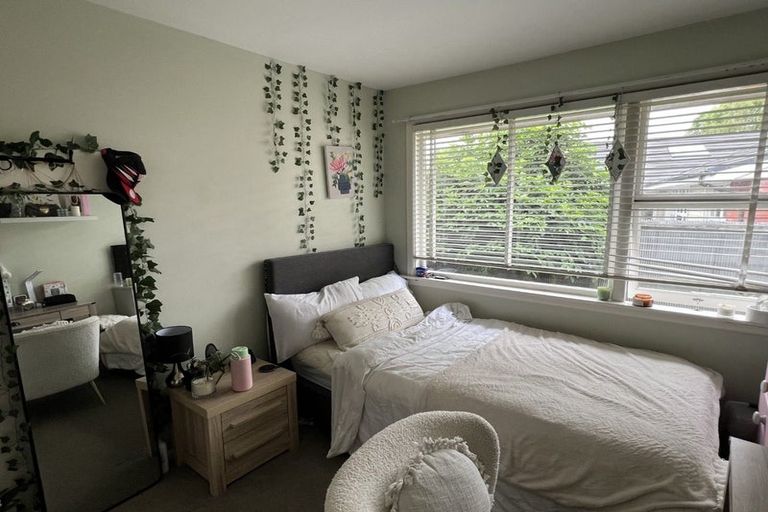 Photo of property in 16 Joyce Crescent, Ilam, Christchurch, 8041