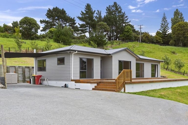 Photo of property in 183 Spur Road, Stillwater, Silverdale, 0993