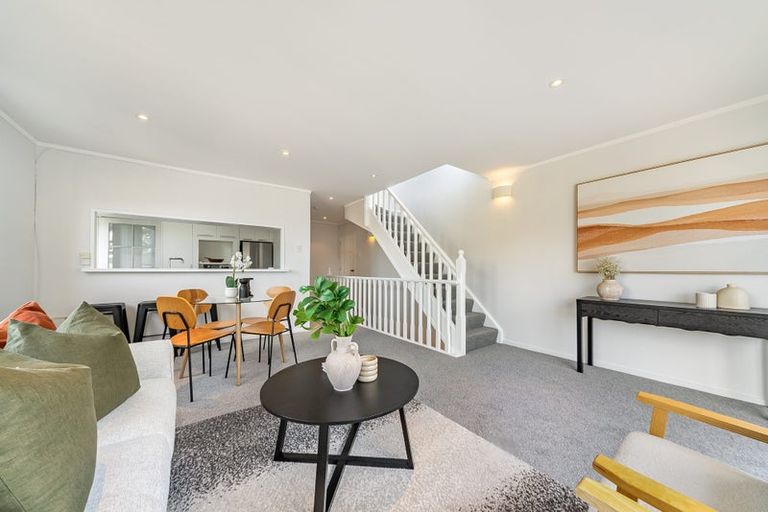 Photo of property in Mcfarlane Mews, 7/2 Mcfarlane Street, Mount Victoria, Wellington, 6011