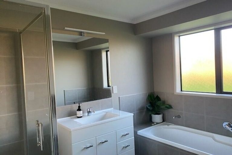 Photo of property in 4 Mountain View Road, Te Aroha, 3320