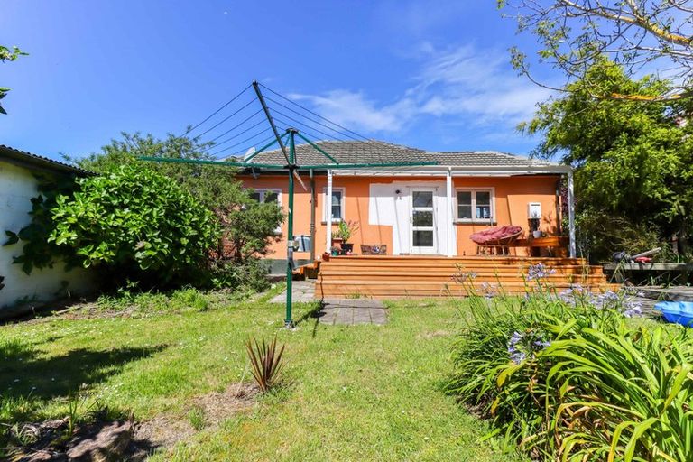 Photo of property in 102 Manawatu Street, Hokowhitu, Palmerston North, 4410