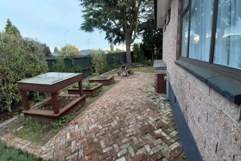 Photo of property in 2 Blankney Street, Hornby, Christchurch, 8042