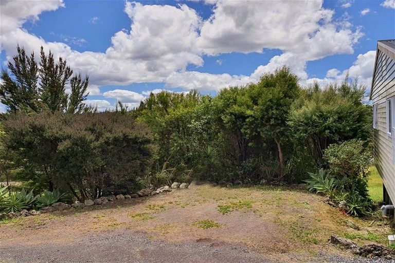 Photo of property in 10 Waterview Place, Haruru, 0204