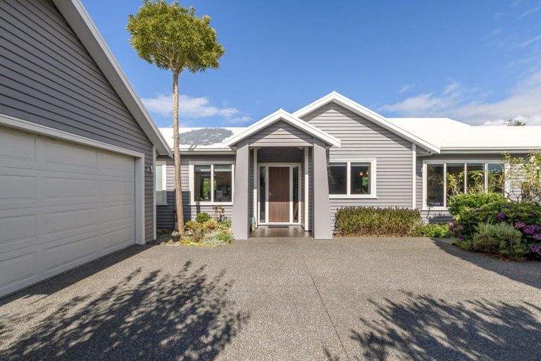 Photo of property in 21 Redhaven Place, Bethlehem, Tauranga, 3110