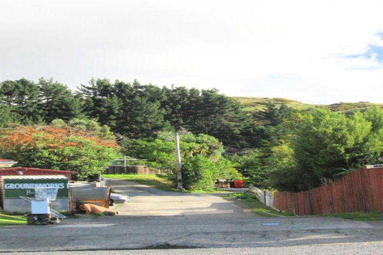 Photo of property in 128 Sievers Grove, Cannons Creek, Porirua, 5024