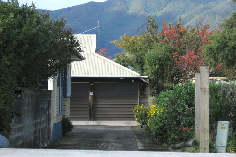 Photo of property in 886 High Street, Avalon, Lower Hutt, 5011