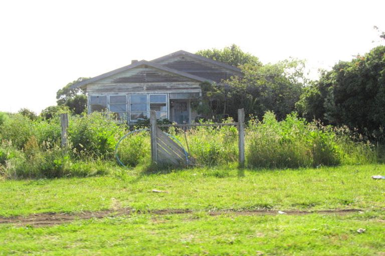 Photo of property in 14 Mona Avenue, Mangere Bridge, Auckland, 2022