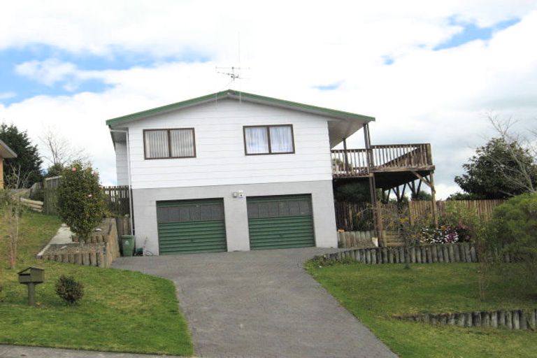 Photo of property in 18 Langstone Street, Welcome Bay, Tauranga, 3112