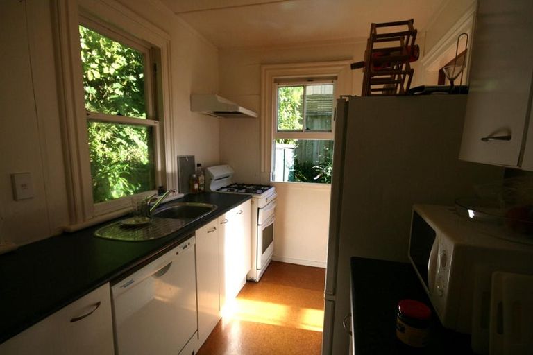 Photo of property in 143 Wadestown Road, Wadestown, Wellington, 6012