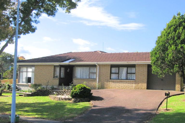 Photo of property in 2 Eterna Place, Clover Park, Auckland, 2019