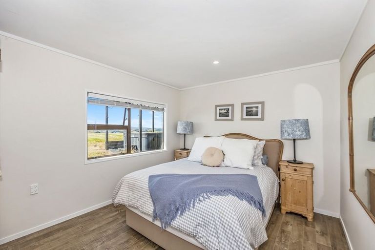 Photo of property in 24 Shegadeen Road, Wharehine, Wellsford, 0973