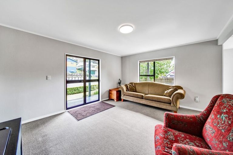 Photo of property in 69 Arundel Crescent, Westown, New Plymouth, 4310