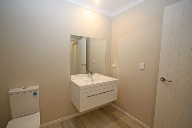 Photo of property in 21a Awanui Street, Merrilands, New Plymouth, 4312