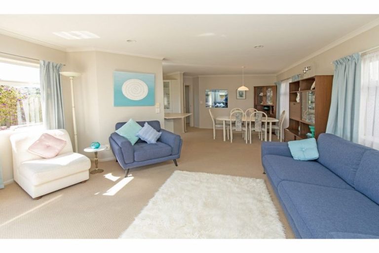 Photo of property in 36 Elan Place, Stanmore Bay, Whangaparaoa, 0932