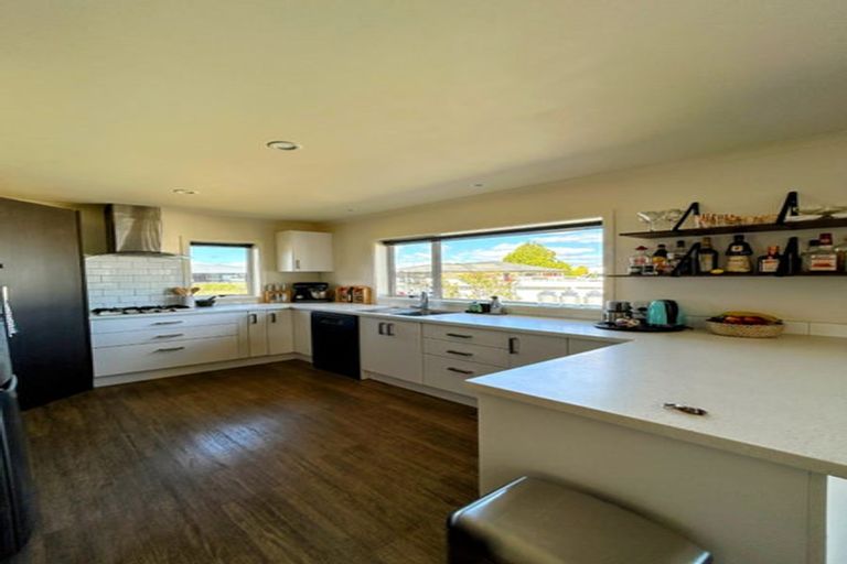 Photo of property in 10 Wescombe Grove, Feilding, 4702