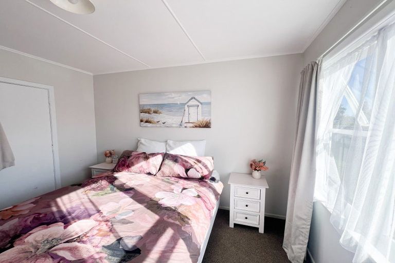 Photo of property in 34 James Street, Dannevirke, 4930