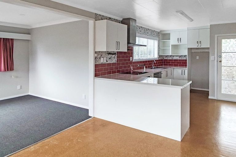 Photo of property in 38 Fraser Street, Wainuiomata, Lower Hutt, 5014