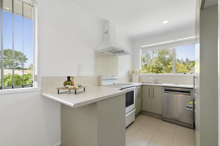 Photo of property in 83 Advene Road, Cockle Bay, Auckland, 2014