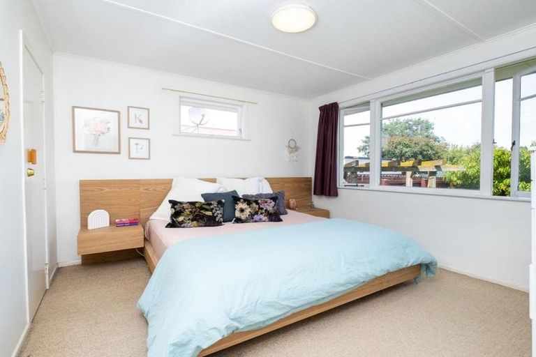 Photo of property in 27 Magdalen Crescent, Pirimai, Napier, 4112