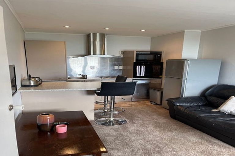 Photo of property in 126 Grafton Road, Roseneath, Wellington, 6011