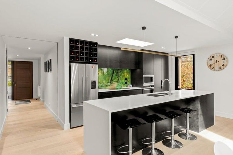 Photo of property in 2 Ploughmans Lane, Arrowtown, 9371