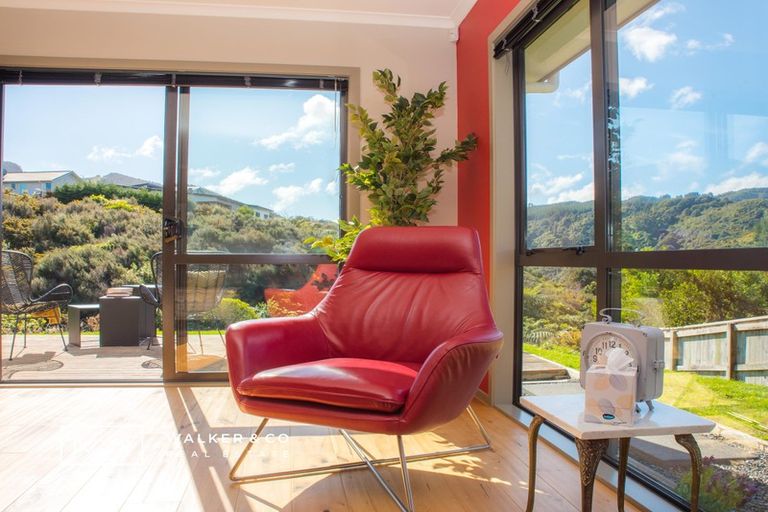 Photo of property in 7 Percy Kinsman Crescent, Riverstone Terraces, Upper Hutt, 5018
