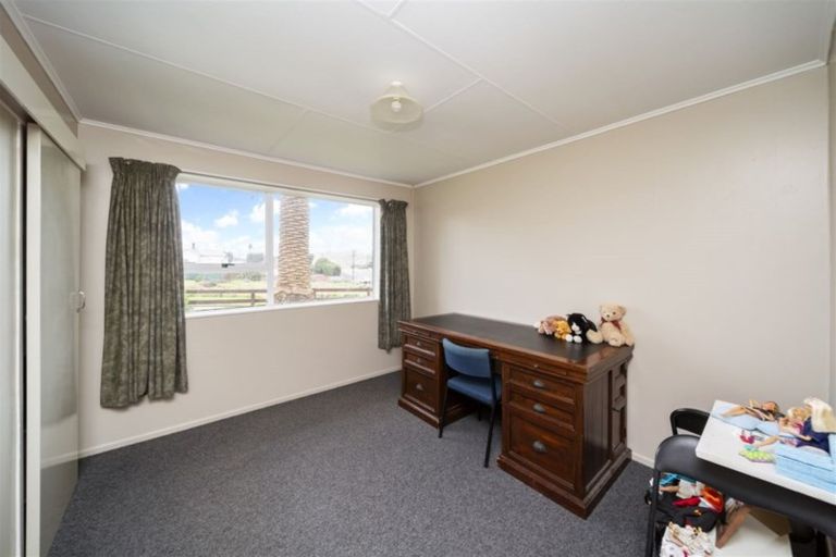 Photo of property in 13 Norfolk Street, Patea, 4520