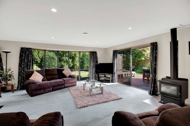 Photo of property in 36 Taranaki Drive, Woodend, 7610