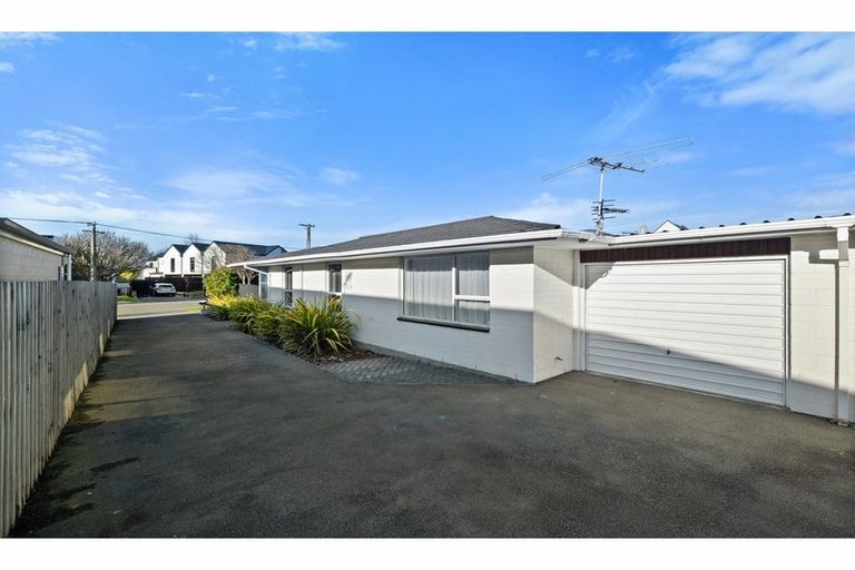 Photo of property in 15 Gambia Street, Papanui, Christchurch, 8053
