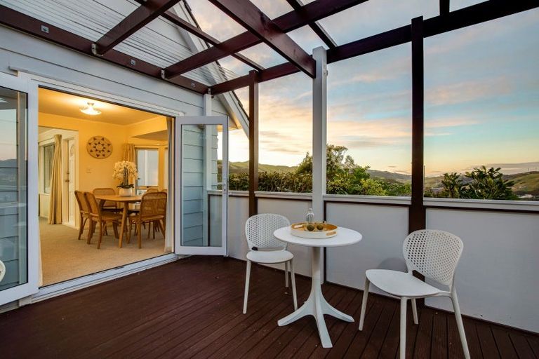 Photo of property in 1 Anaheim Place, Churton Park, Wellington, 6037