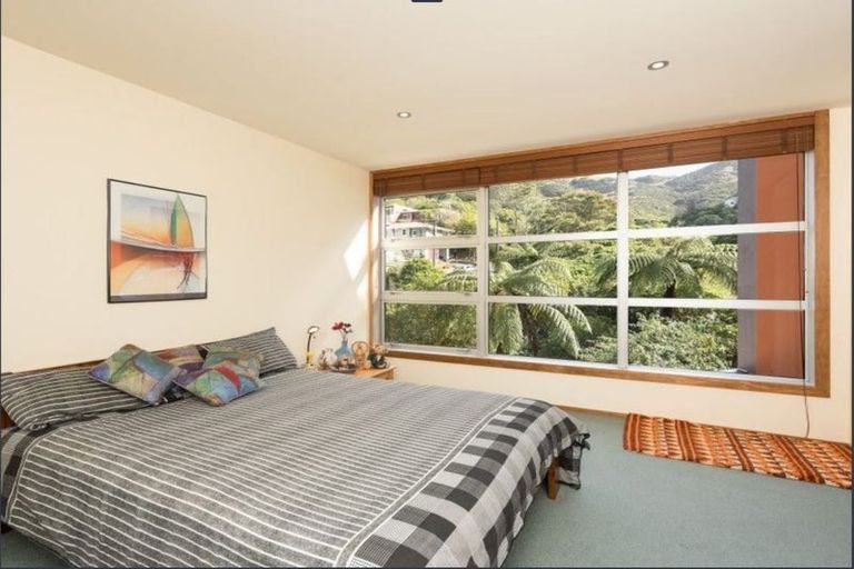 Photo of property in 72 Awarua Street, Ngaio, Wellington, 6035