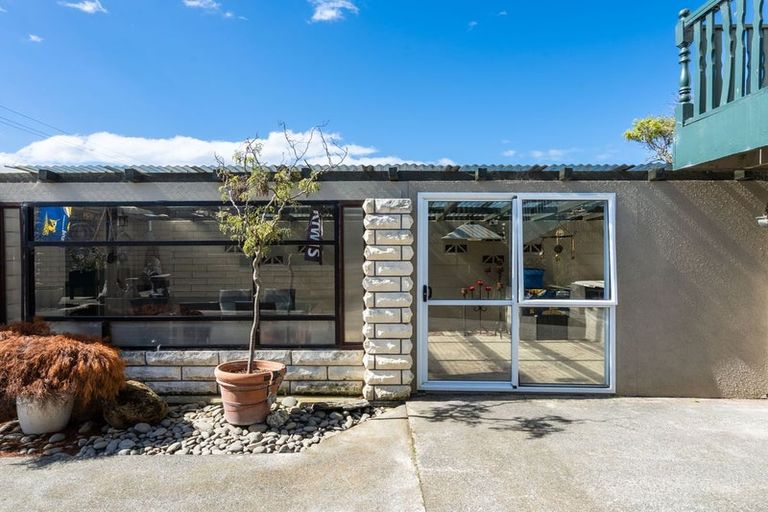 Photo of property in 878 Harington Point Road, Harington Point, Dunedin, 9077