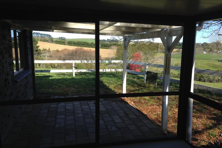 Photo of property in 327b Whangarata Road, Tuakau, 2694