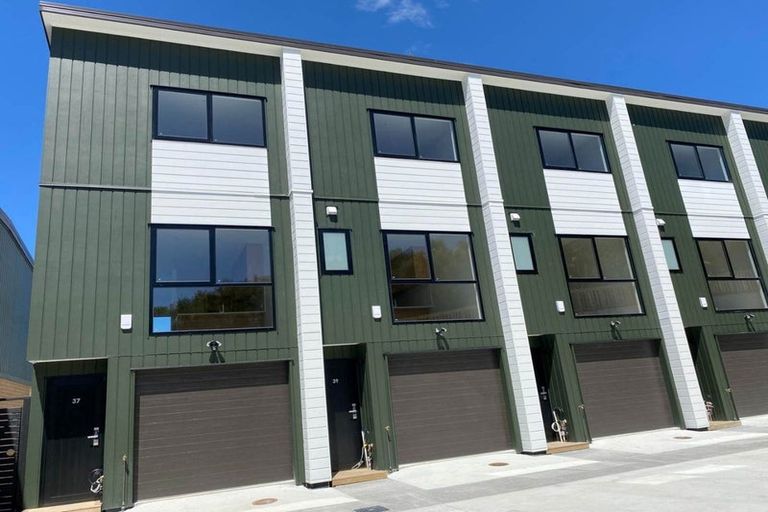 Photo of property in 43 Mata Lane, Stanmore Bay, Whangaparaoa, 0932