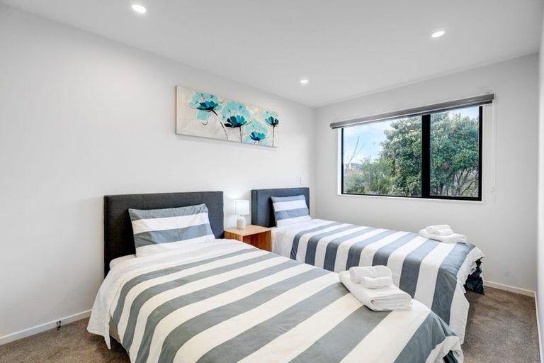 Photo of property in 4/16 Binsted Road, New Lynn, Auckland, 0600