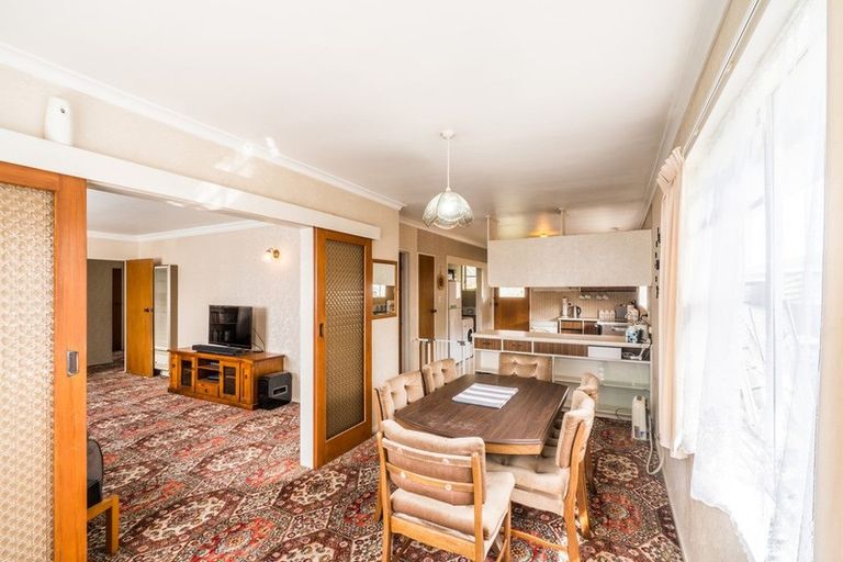 Photo of property in 1 Marsden Place, Awapuni, Palmerston North, 4412