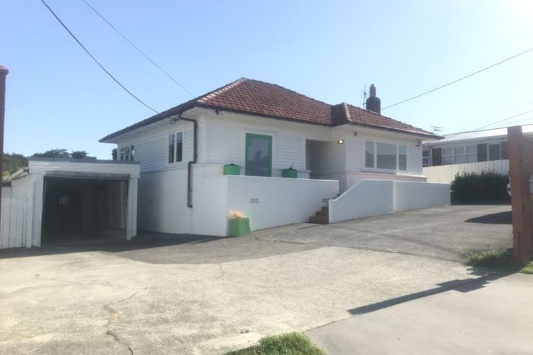 Photo of property in 226 Onewa Road, Birkenhead, Auckland, 0626