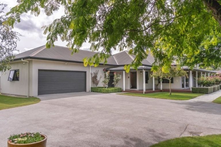 Photo of property in 4-6 Mole Street, Greytown, 5712