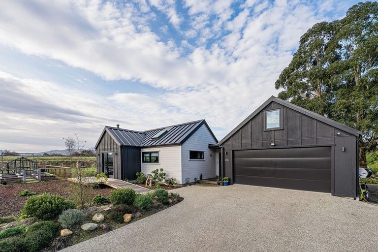 Photo of property in 250c Gladstone Road North, Mosgiel, 9092