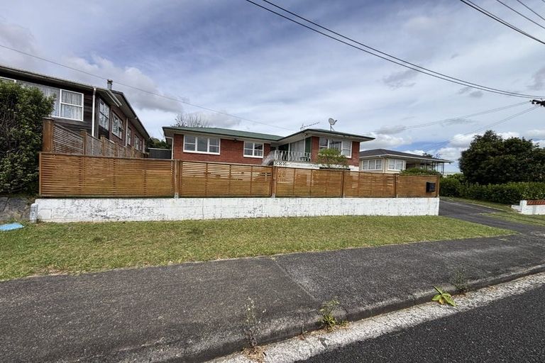 Photo of property in 15 Halberg Street, Papakura, 2110